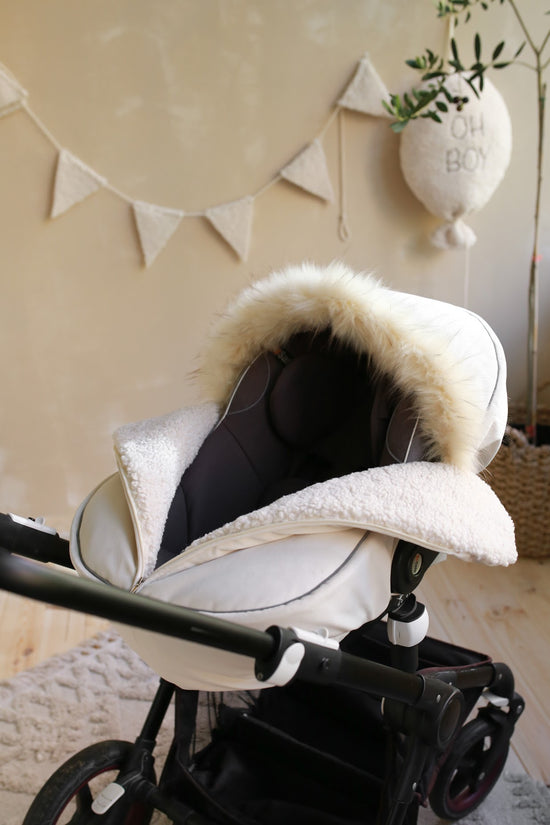 Babyly | Autostoelhoes Velvet Cream - Benni & Ninni