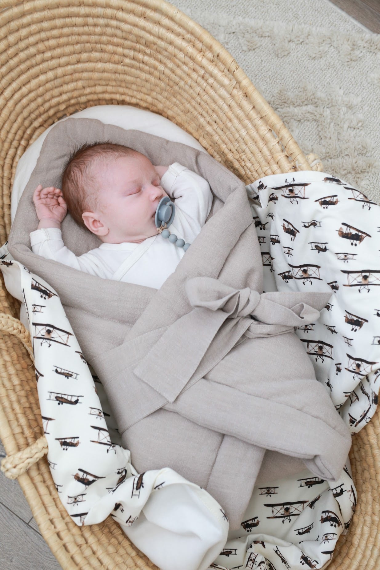 Babyly | Linnen Omslagdoek Beige - Benni & Ninni