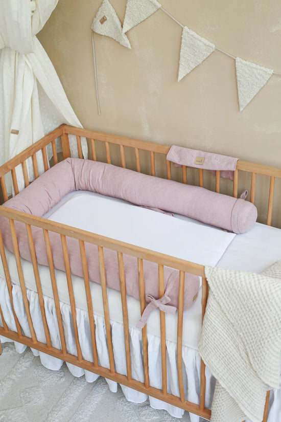 Babyly | 2-in-1 Geborduurd Babynest | Light Pink