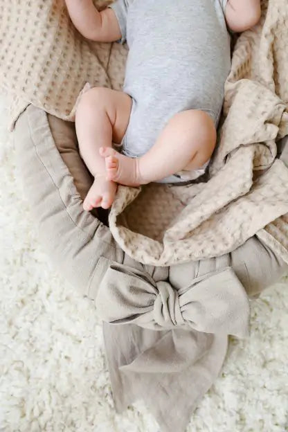 Babyly | Linnen Babynestje Strik | Beige