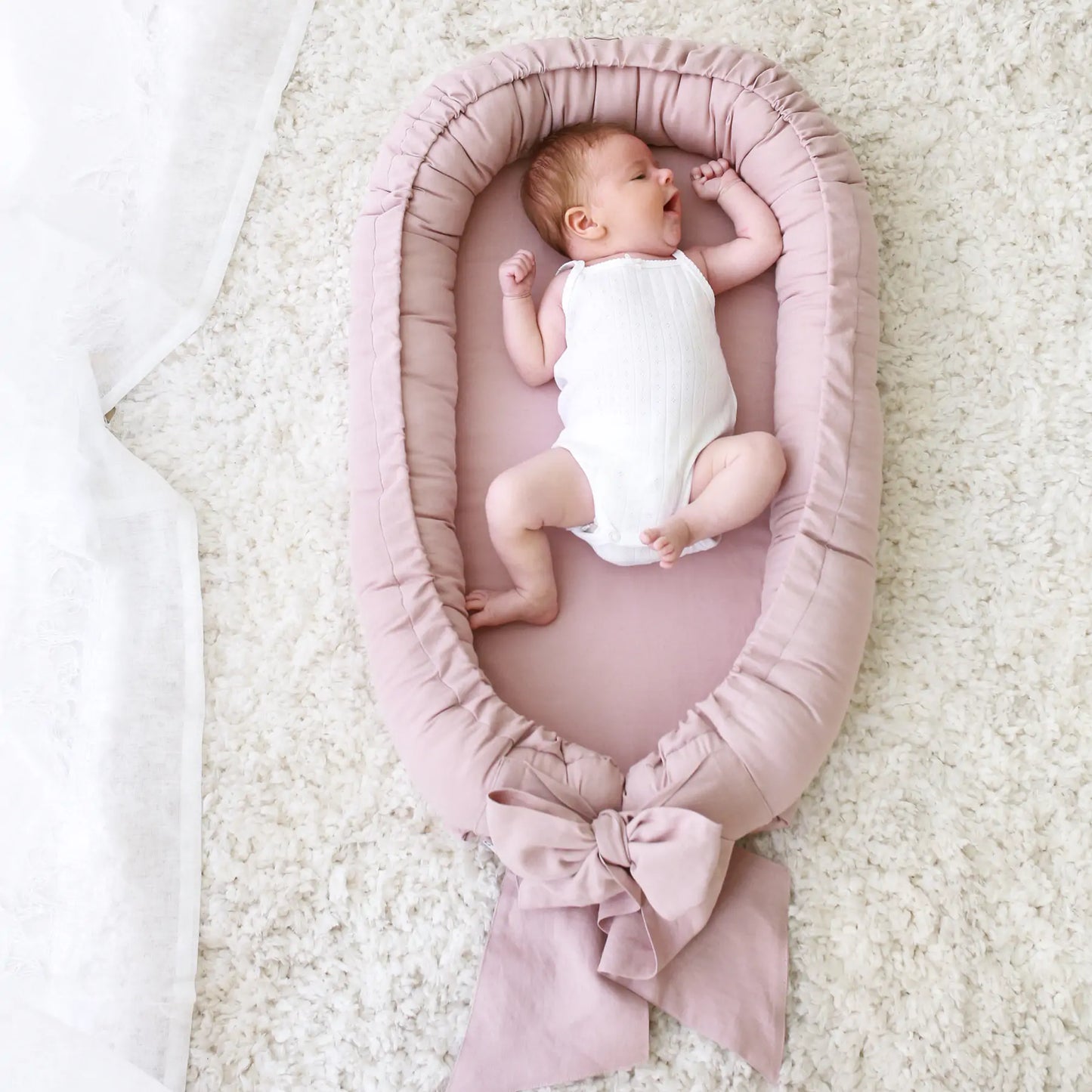 Babyly | Linnen Babynest Strik | Powder Pink