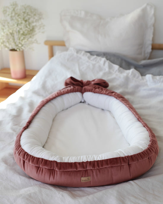 Babyly | Babynest Velvet/Katoen Dirty Pink