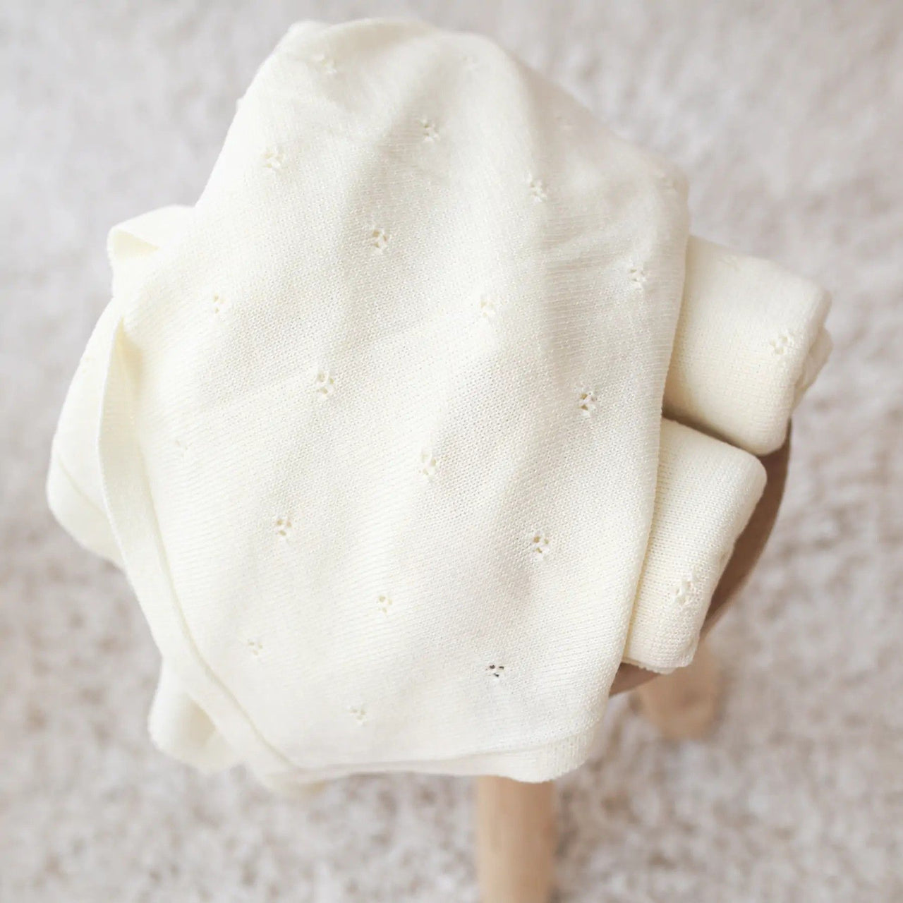 Merinowollen babydeken in crème van Benni & Ninni