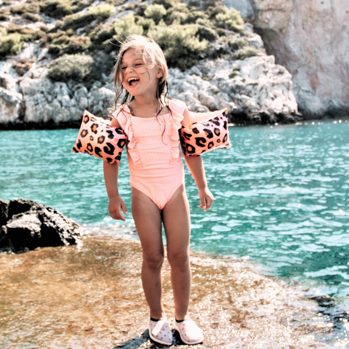 Swim Essentials | Zwembandjes Swim Essentials Rosé gouden Panterprint - 2-6 jaar - Benni & Ninni